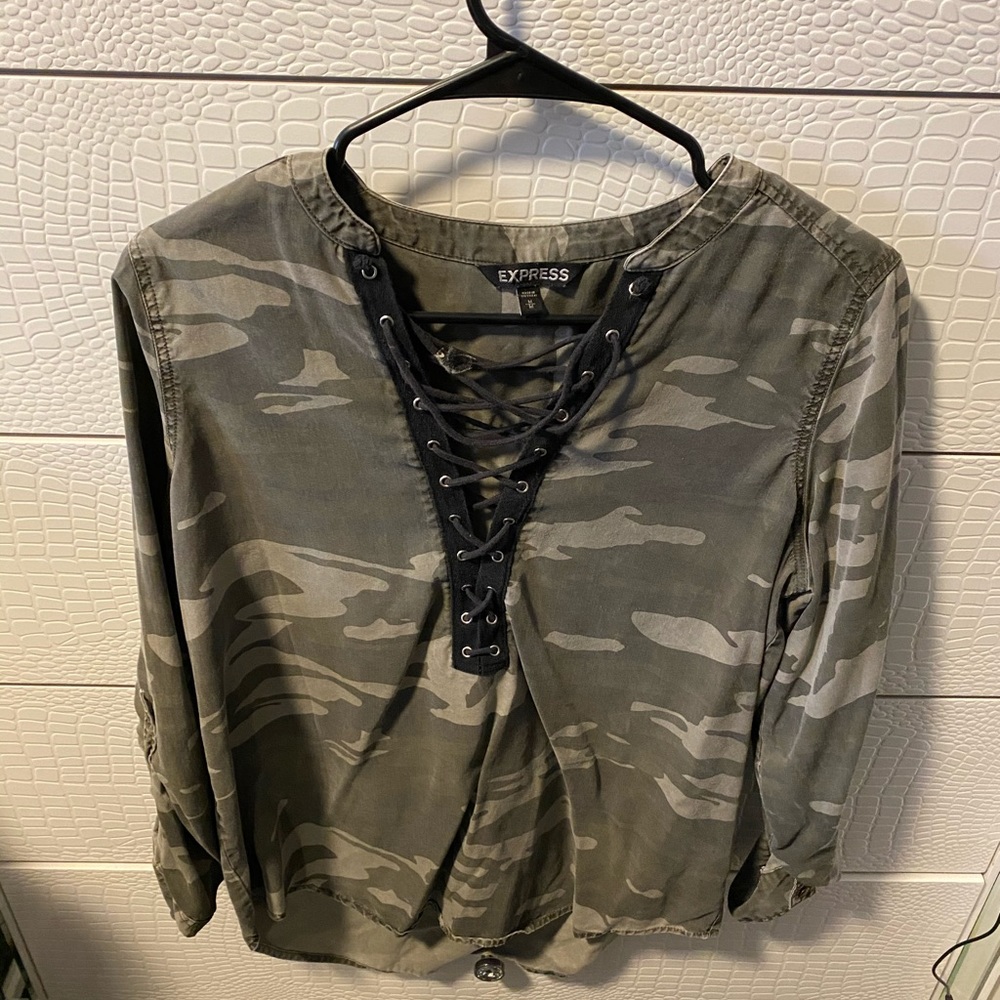 Express lace up twill camp top